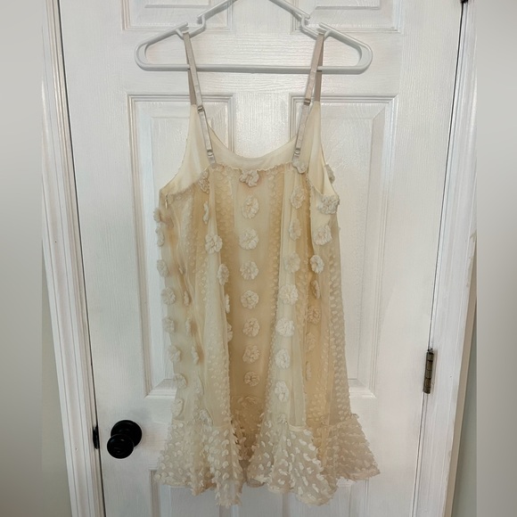 Pink Lily Dress - Picture 2 of 4